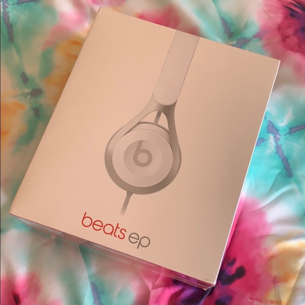 Beats Ep Color White